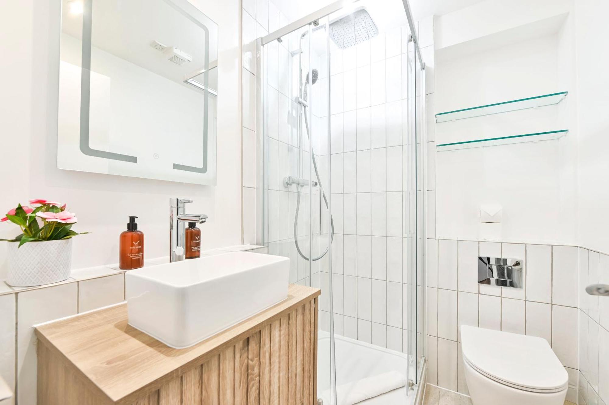 לונדון Wonderful Fitzrovia 3 Bed Apartment מראה חיצוני תמונה