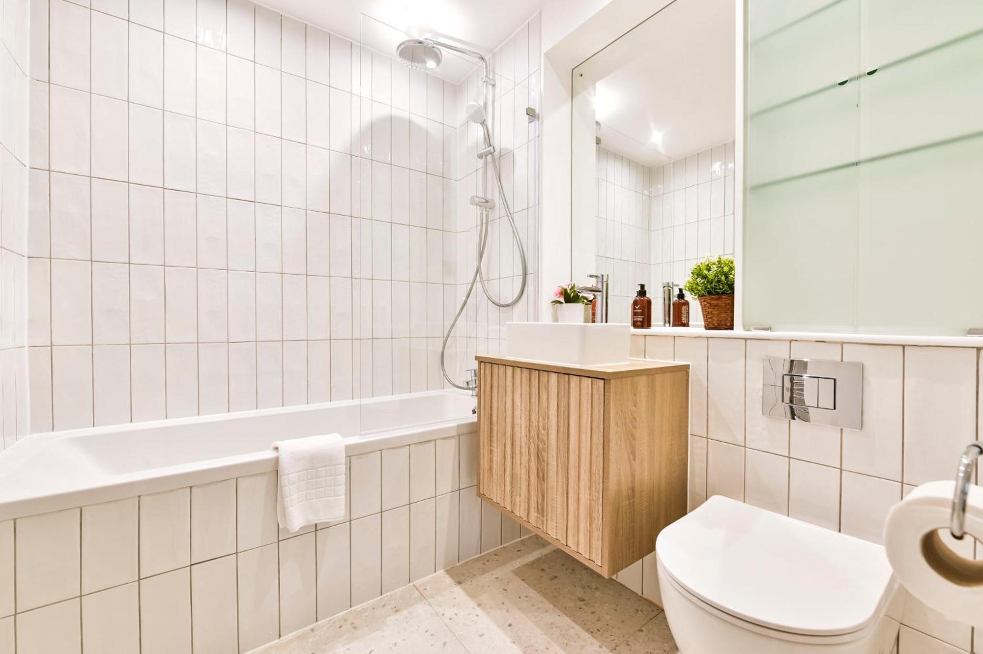 לונדון Wonderful Fitzrovia 3 Bed Apartment מראה חיצוני תמונה